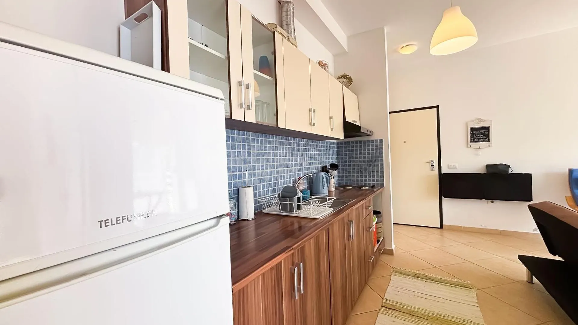 Apartment Your Lura Getaway Lalez