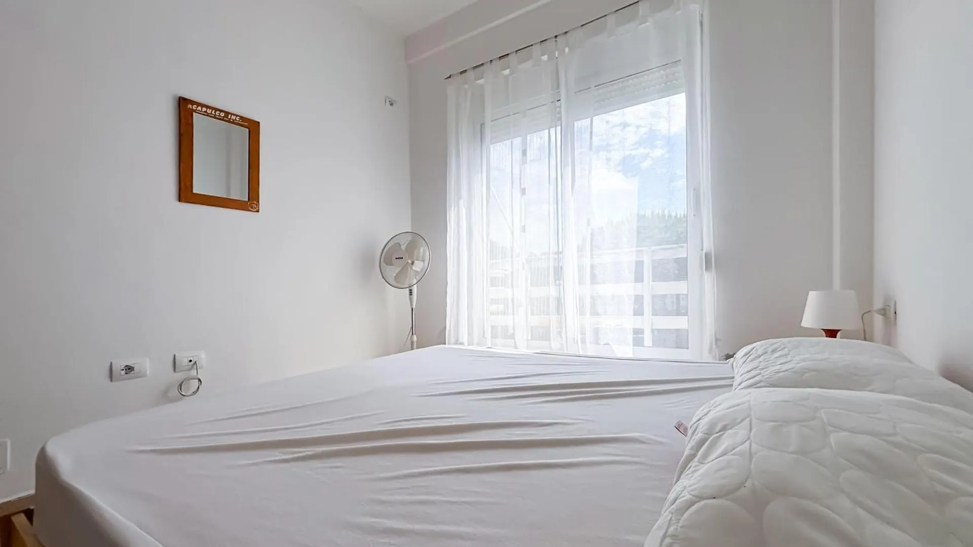Your Lura Getaway Lalez Apartmán