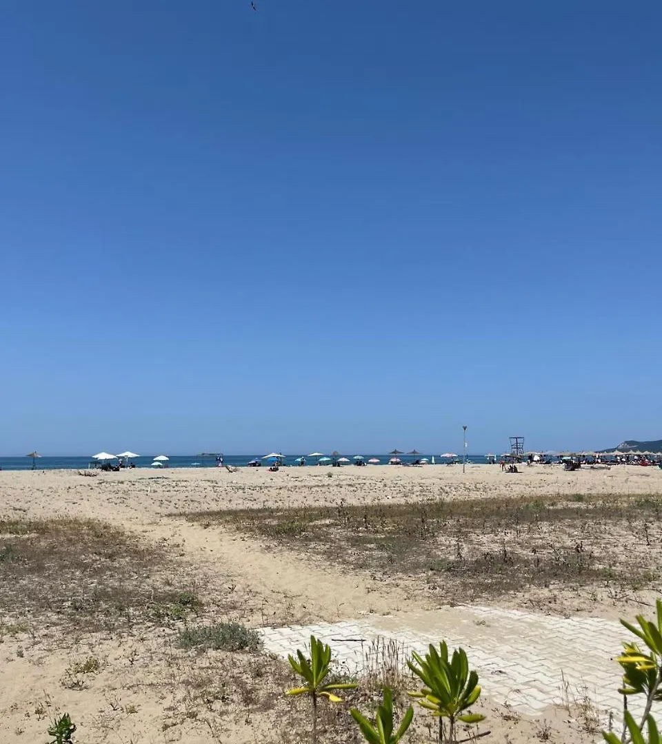Your Lura Getaway Lalez